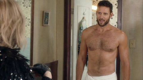 Steve Lund in Schitt's Creek (2015-2019) Sexy Shirtless 64693
