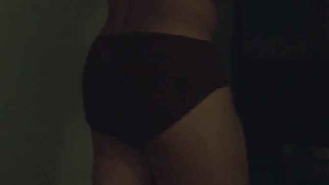 Hottest Chino Darín Scene in Historia de un Clan. Shirtless, Underwear. 64988