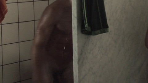 Benjamin Alfonso Nude in Historia de un Clan. Balls, Penis, Shirtless. 64978