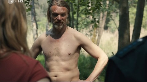 Markus Gertken in Kommissarin Heller - Verdeckte Spuren (2017) Sexy Shirtless 66470