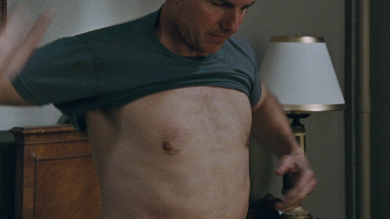 Jack Reacher: Never Go Back's Sexiest Scenes with Tom Cruise. Shirtless. 65874