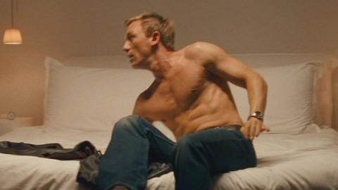 Daniel Craig in Layer Cake (2004) Shirtless 66692