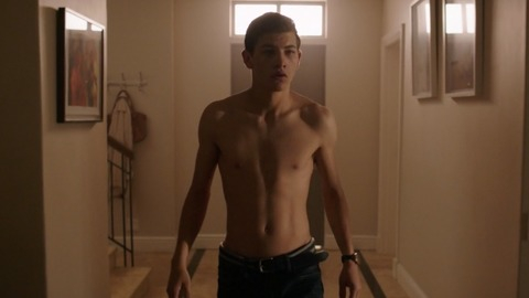 Hottest Tye Sheridan Scene in Detour. Shirtless. 66884