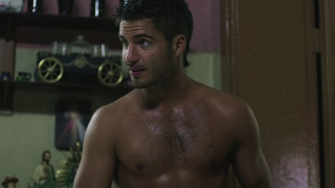 Maxi Iglesias in Ingobernable (2017) Shirtless 68027