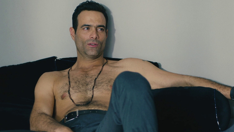 Hottest Luis Roberto Guzmán Scene in Ingobernable. Shirtless. 68036