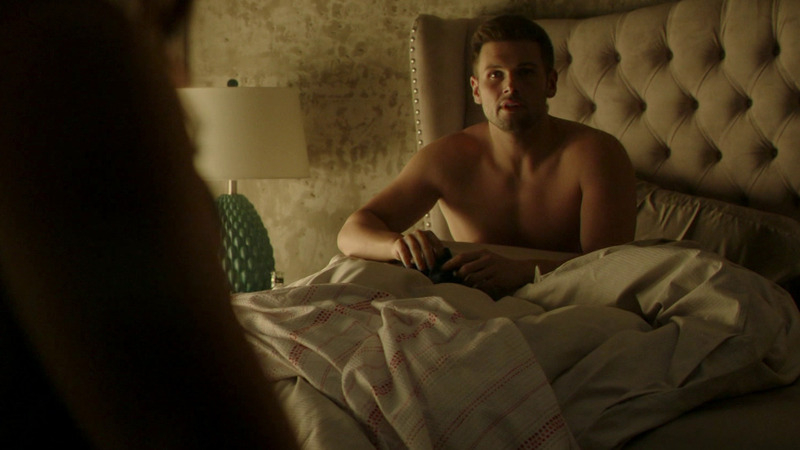 Hottest David Cade Scene in Training Day. Shirtless. 68510