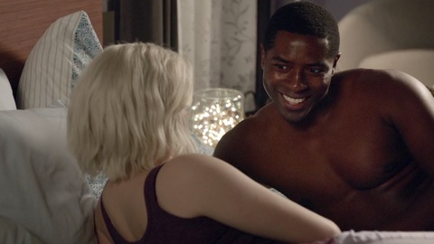 Tongayi Chirisa in iZombie (2015-2019) Sexy Shirtless Straight 70568