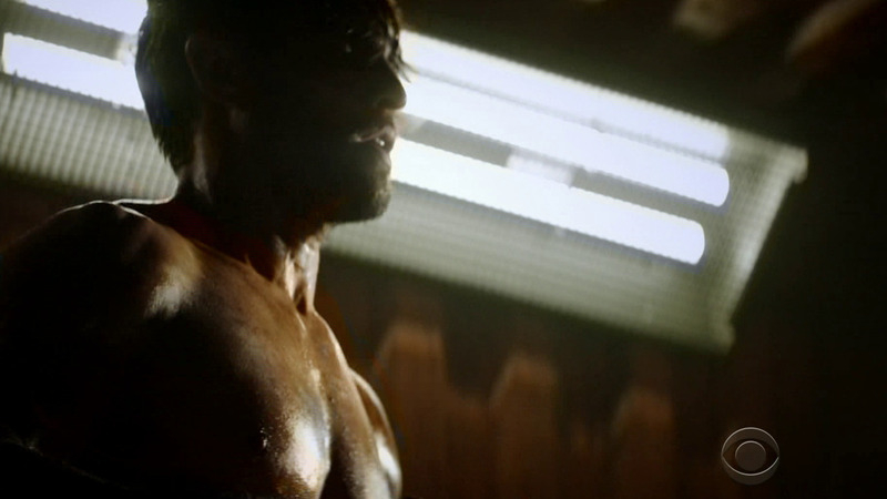 Criminal Minds: Beyond Borders's Sexiest Scenes with James O'Halloran. Shirtless. 68904
