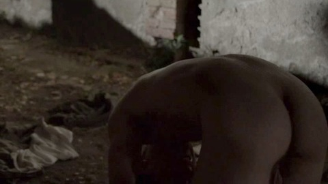 Emilio Palacios in Ebre, del bressol a la batalla (2016) Balls Butt 70123