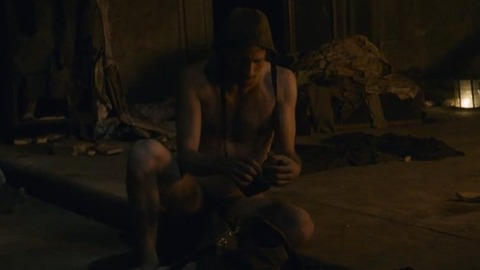 Oriol Pla in Uncertain Glory (2017) Penis Shirtless 72431