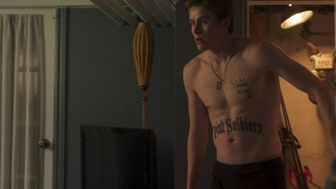21 Thunder's Sexiest Scenes with RJ Fetherstonhaugh. Shirtless. 73452
