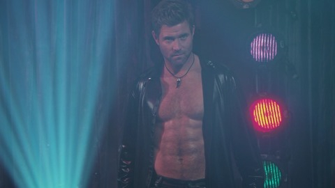 Sexiest Rob Norton Scene in Disjointed. Sexy. 73507