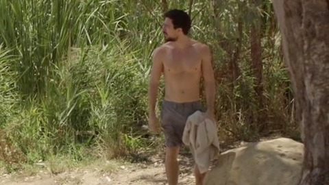 Hottest Luke Arnold Scene in Glitch. Shirtless. 74120