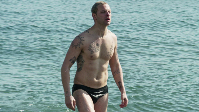 Sexiest Alessandro Borghi Scene in Suburra: Blood on Rome. Bathing Suit, Bulge, Shirtless, beach, ocean. 74827