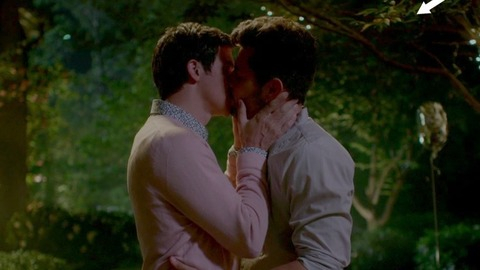 Rafael de la Fuente in Dynasty (2017-2022) Gay 75478
