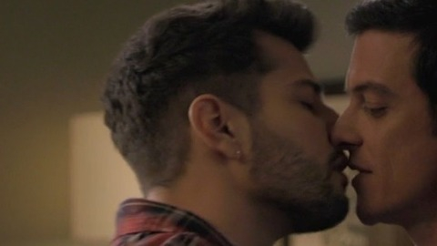 Rafael de la Fuente in Dynasty (2017-2022) Gay 80149