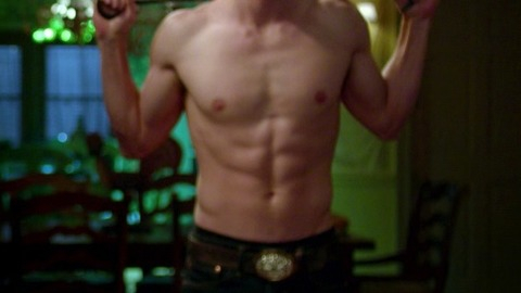 Hottest Robbie Amell Scene in The Babysitter. Shirtless. 75050