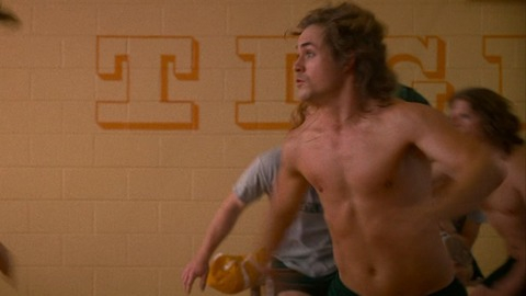 Dacre Montgomery in Stranger Things (2016-2025) Shirtless Basketball Gym 75524