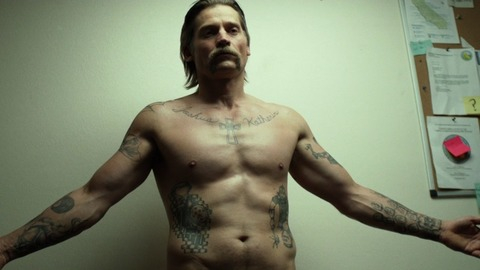 Nikolaj Coster-Waldau in Shot Caller (2017) Shirtless 75549