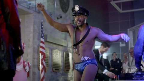 Sexiest Scenes of Hot Cop from Lucifer. Bathing Suit, Sexy, Shirtless. 75929