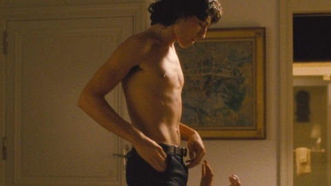 Ezra Miller in Trainwreck (2015) Sexy Shirtless Straight 76610