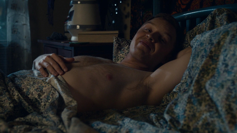Sexiest Scenes of Pvt Tomas Young / Pfc Tomas Young from The Long Road Home. Shirtless. 77027