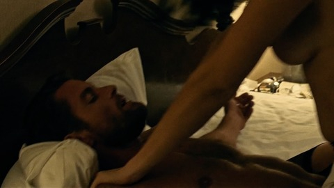 Damien Puckler in Scramble (2017) Sexy Shirtless Straight 77520