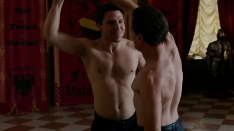 Hanno Koffler in Max e Hélène (2015) Shirtless 77824