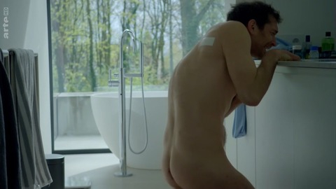 Arieh Worthalter in Transferts (2017) Butt 78014