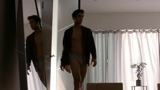 Sexiest Scenes of Andrew Cunanan from American Crime Story. Shirtless, Underwear. 78233