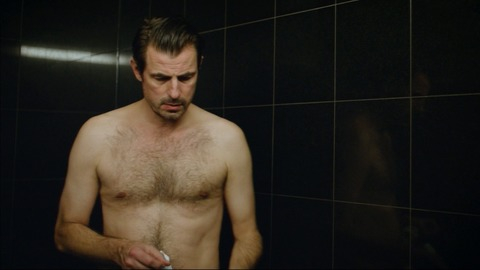 Claes Bang in The Square (2017) Shirtless 78637