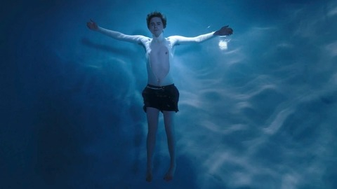 Freddie Highmore in The Good Doctor (2017-2022) Bathing Suit Shirtless 78938