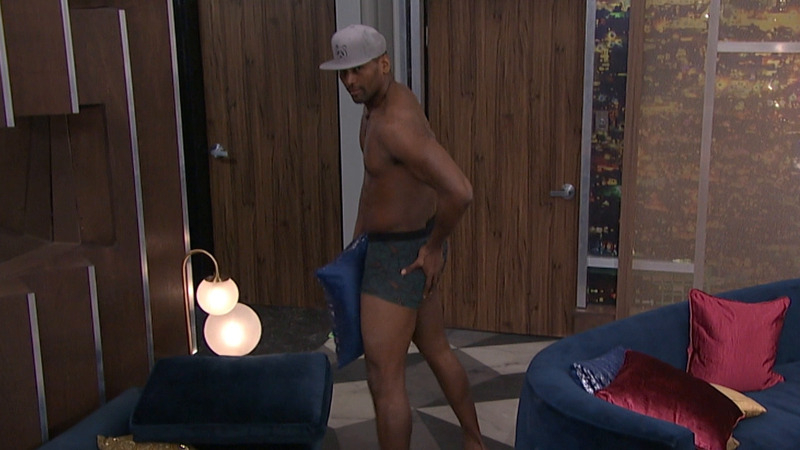 Sexiest Himself Scenes. Shirtless, Underwear. 79564