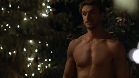 Sexiest Scenes of August Walker from UnREAL. Shirtless. 81257