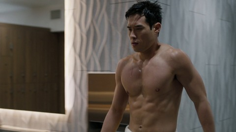 Sexiest Scenes of Duc Bayer-Boatwright from Here and Now. Shirtless. 80627