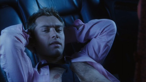 Jude Law in Alfie (2004) Shirtless 81059