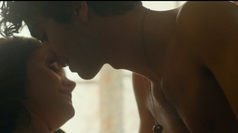 Alex Wolff in Dude (2018) Sexy Shirtless Straight 81416