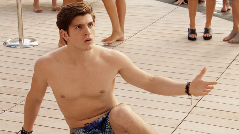 Hottest Travis Scenes. Shirtless. 81447