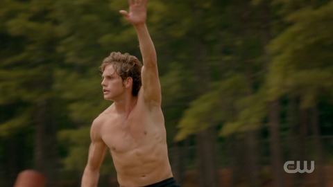 Hottest Jedidiah Goodacre Scene in The Originals. Sexy, Shirtless. 81863