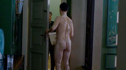 Nudes of Patrick Melrose from Patrick Melrose. Butt, answers door, barefoot. 107910