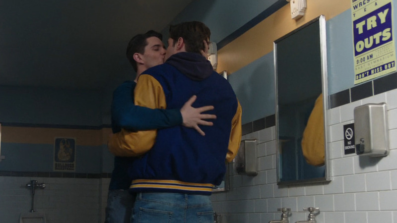 Hottest Cody Kearsley Scene in Riverdale. Gay. 82160