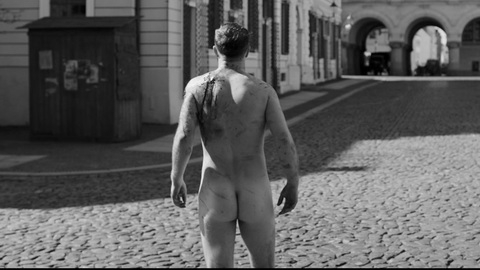 Kipinski from The Captain Naked. Butt, black and white, nude in public. 94877
