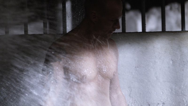 Sexiest Scenes of Carl 'Luke' Lucas from Death Race 2. Shirtless. 83639