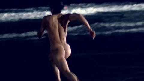 Nudes of Ron - Pitcher (as Tze Chun Ron Heung) from City Without Baseball. Butt, Shirtless, beach, night. 84300