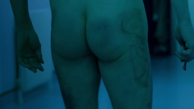 Nudes of Samuel Blake from Stan Lee's Lucky Man. Butt, bruised, close up. 85380
