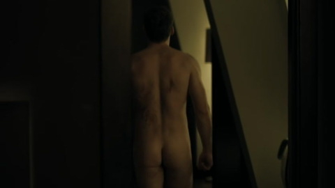 Richard Madden Nude in Bodyguard. Butt, doorway, nude. 85396