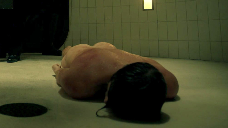 Nudes of Stu from American Horror Story. Butt, being scrubbed down, butt up. 85656