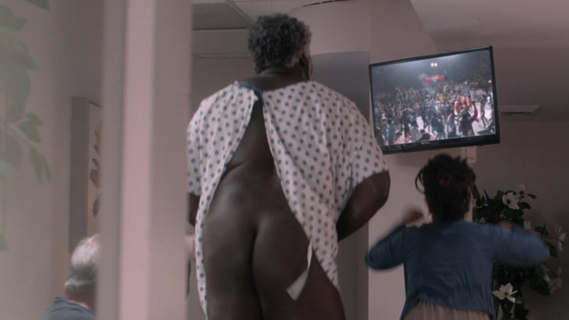 Shaquille O'Neal Naked as Big Fella. Butt, hospital gown, nude. 86403
