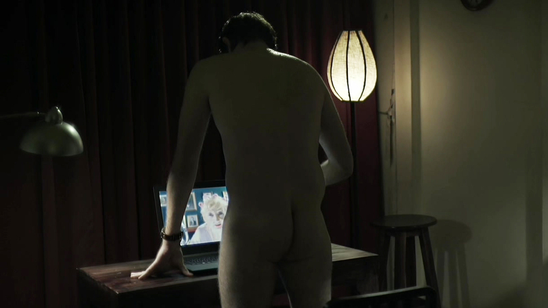 Russell Geoffrey Banks Naked as Oliver. Butt, laptop, masturbating. 87195