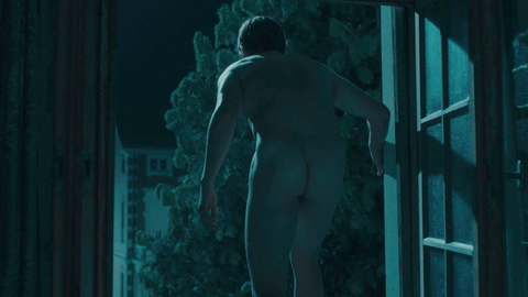 Tom Schilling Naked as Kurt Barnert. Butt, bedroom, dark room. 107187